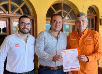 Regidor Deja PAN y se une a MC