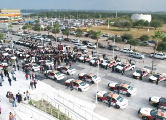 Entrega gobernador primeras 40 patrullas a la nueva Guardia Estatal