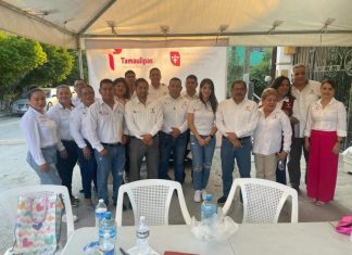 Se reúnen gobierno con Club de Migrantes Mantenses