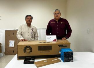 Entrega SET apoyos a estudiantes con discapacidad