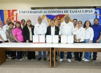 Concreta la UAT acuerdos en beneficio de sus trabajadores