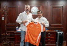 Armando Arce asume presidencia del Club Correcaminos