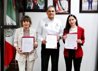 Firma convenio Instituto de las Mujeres