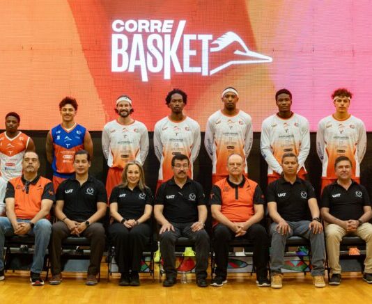Rector Dámaso Anaya encabeza presentación oficial del Corre Basket UAT para la temporada 2026 de la LNBP